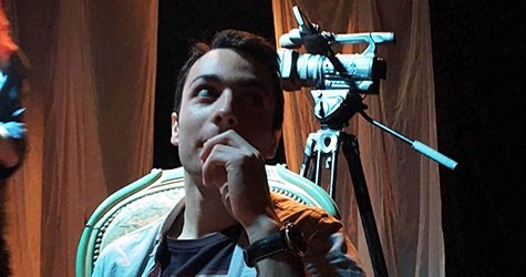 Nathan, étudiant en 2ème année, assistant metteur en scène Nathan, étudiant en 2ème année, assistant metteur en scène